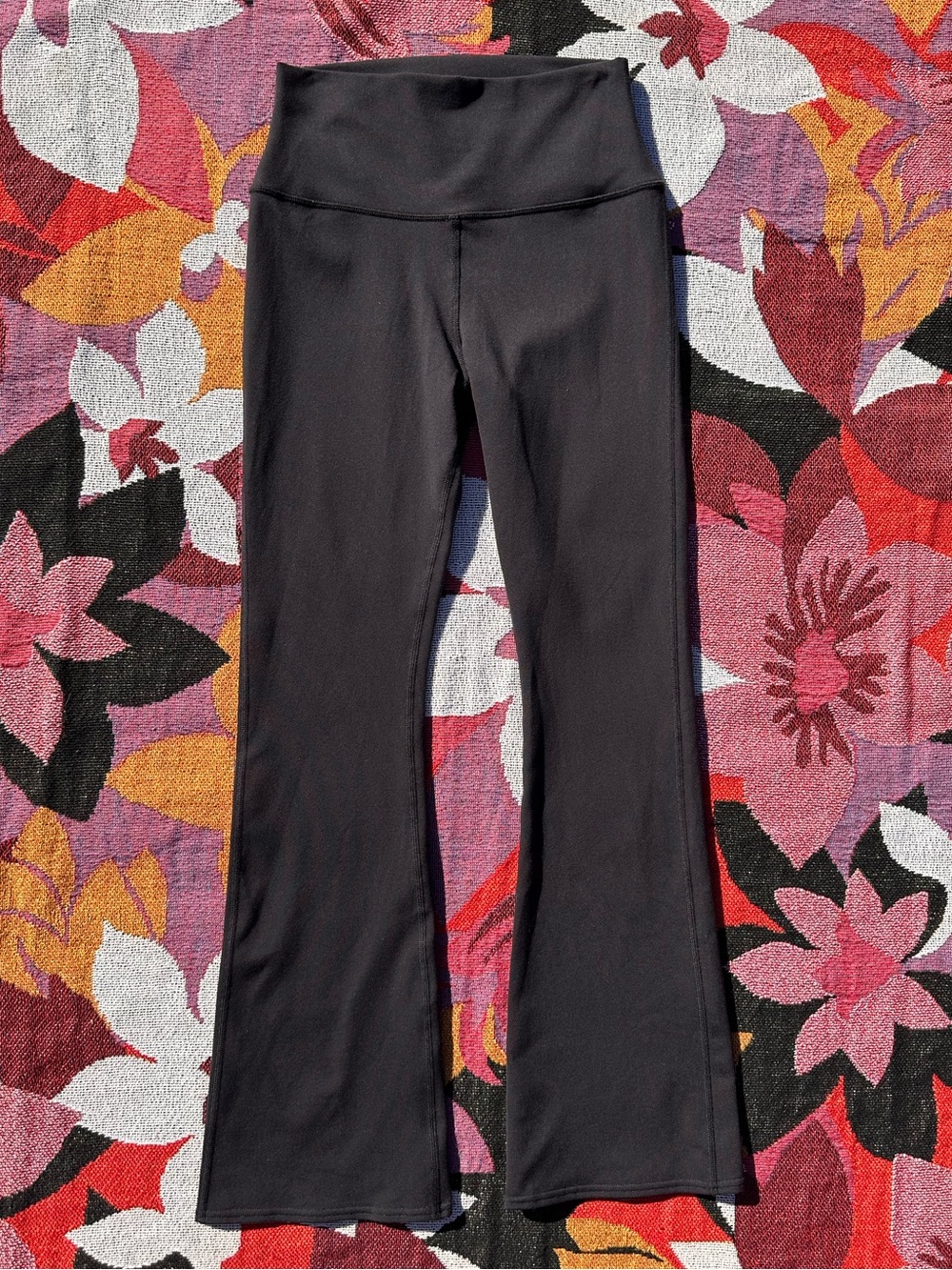 ALO Yoga High-Waisted Black Flare Leggings